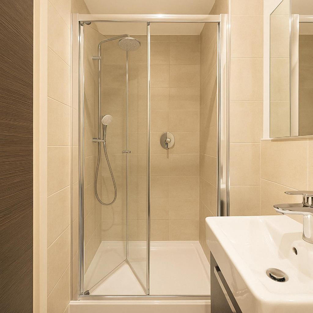 Bright Studio Flat - Walk To River Thames & Kingston Town Surbiton ภายนอก รูปภาพ